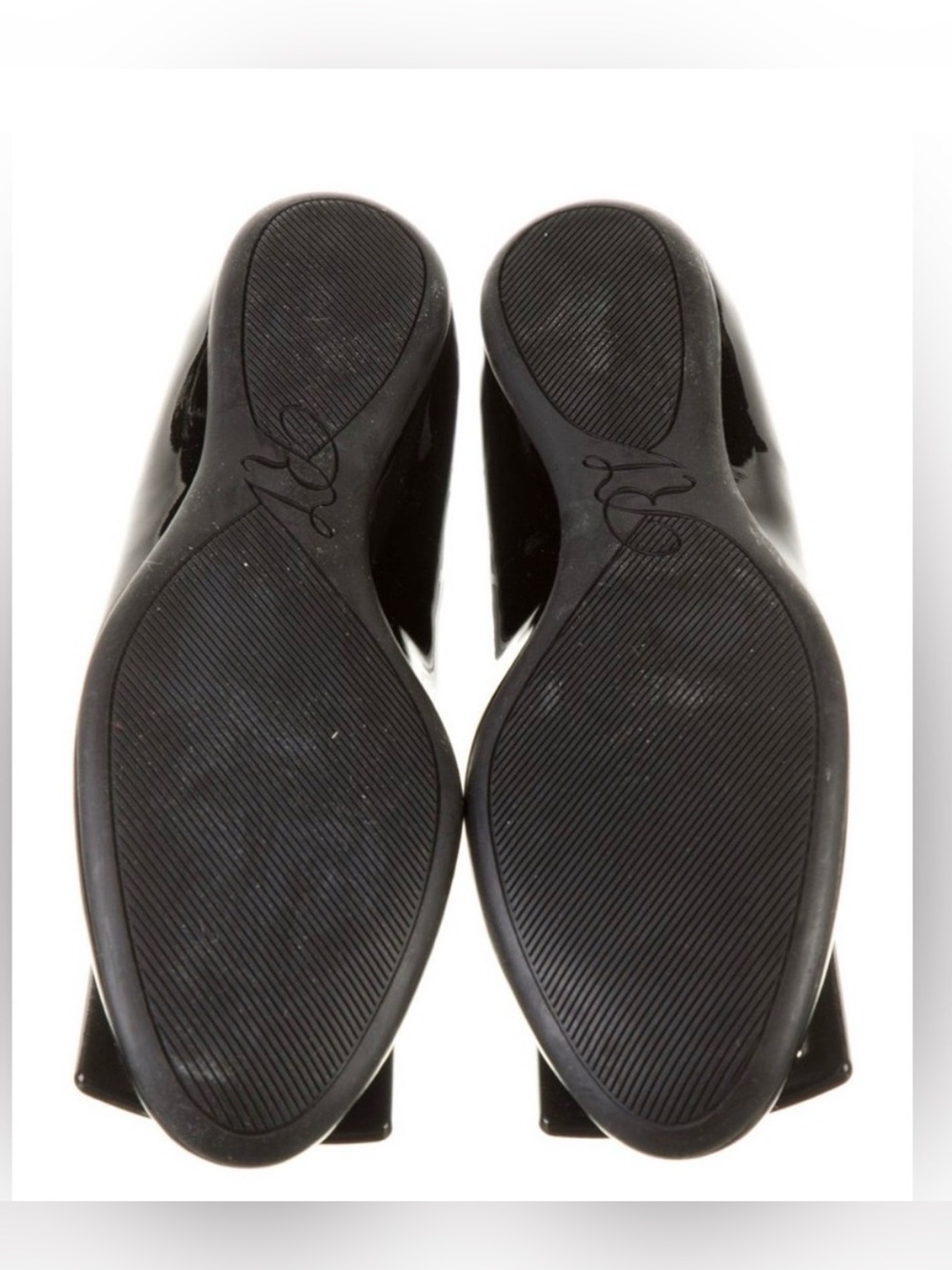 Roger Vivier Patent Leather Baller Flats US 8.5/ EU39 - Picture 3 of 4